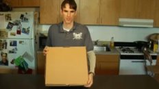 Green Box: Pizza Box Turns into Plates & Storage Unit